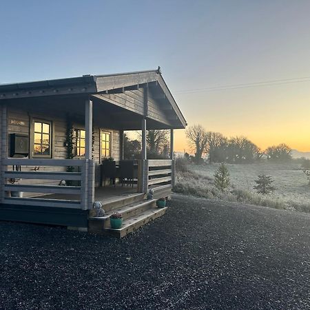 Little Rock Retreat Log Cabin With Hot Tub Castletown Gheoghegan ภายนอก รูปภาพ