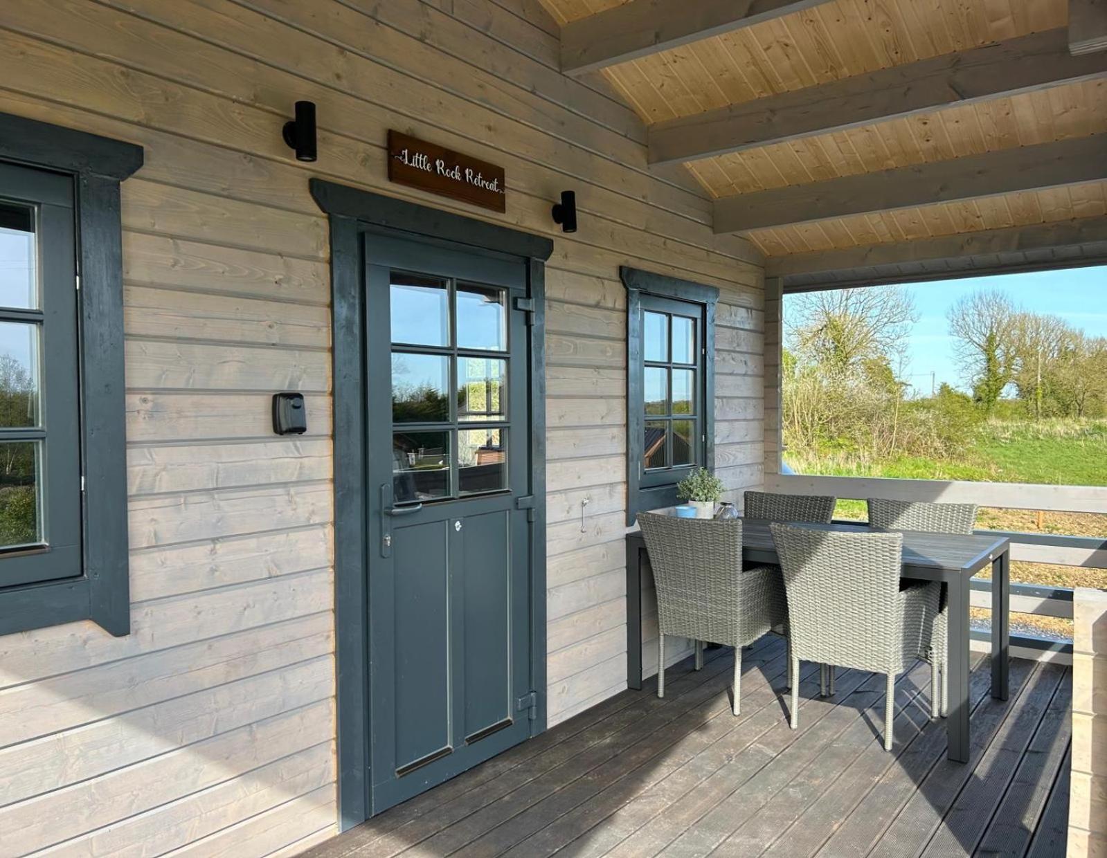 Little Rock Retreat Log Cabin With Hot Tub Castletown Gheoghegan ภายนอก รูปภาพ