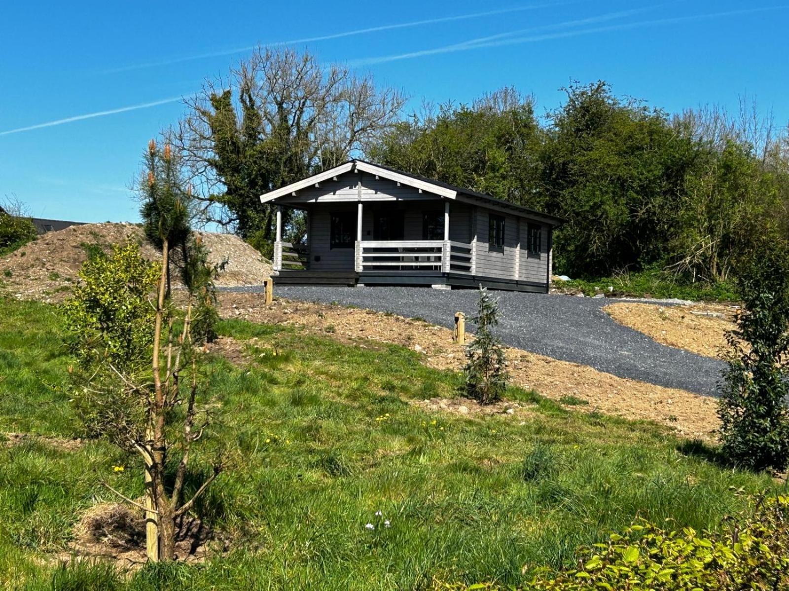 Little Rock Retreat Log Cabin With Hot Tub Castletown Gheoghegan ภายนอก รูปภาพ